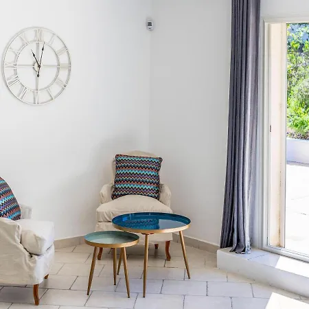 Mer Sea Villa *